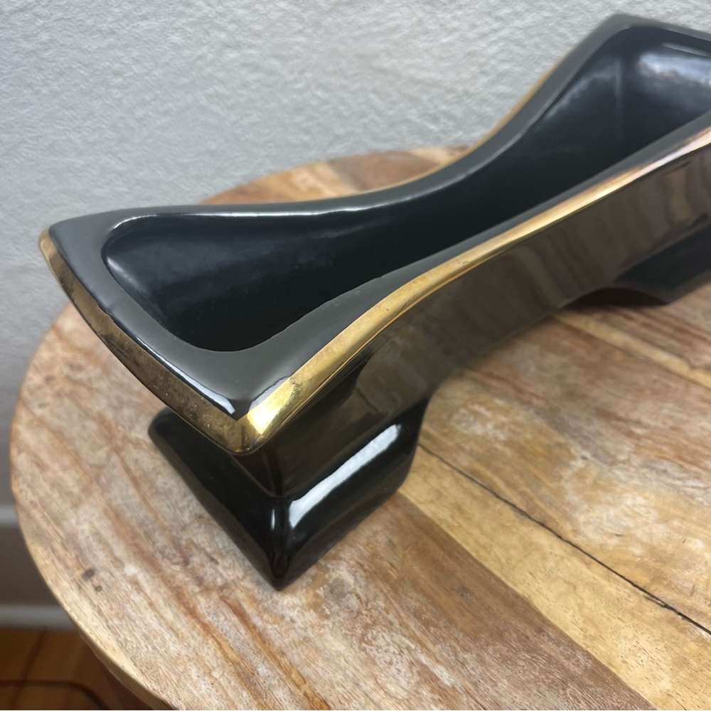 Vintage l 50s Mid-Century Mod Kitsch Glossy Black Gold Trim Long Footed Planter - Picture 9 of 15